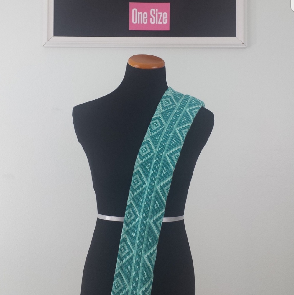 NWT OS LuLaRoe Teal Mint Green Tribal Leggings